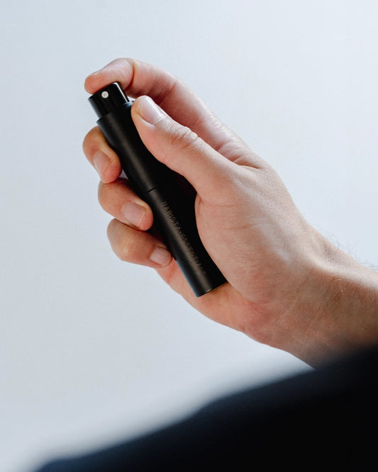 RDT spray in hand met sprayknop