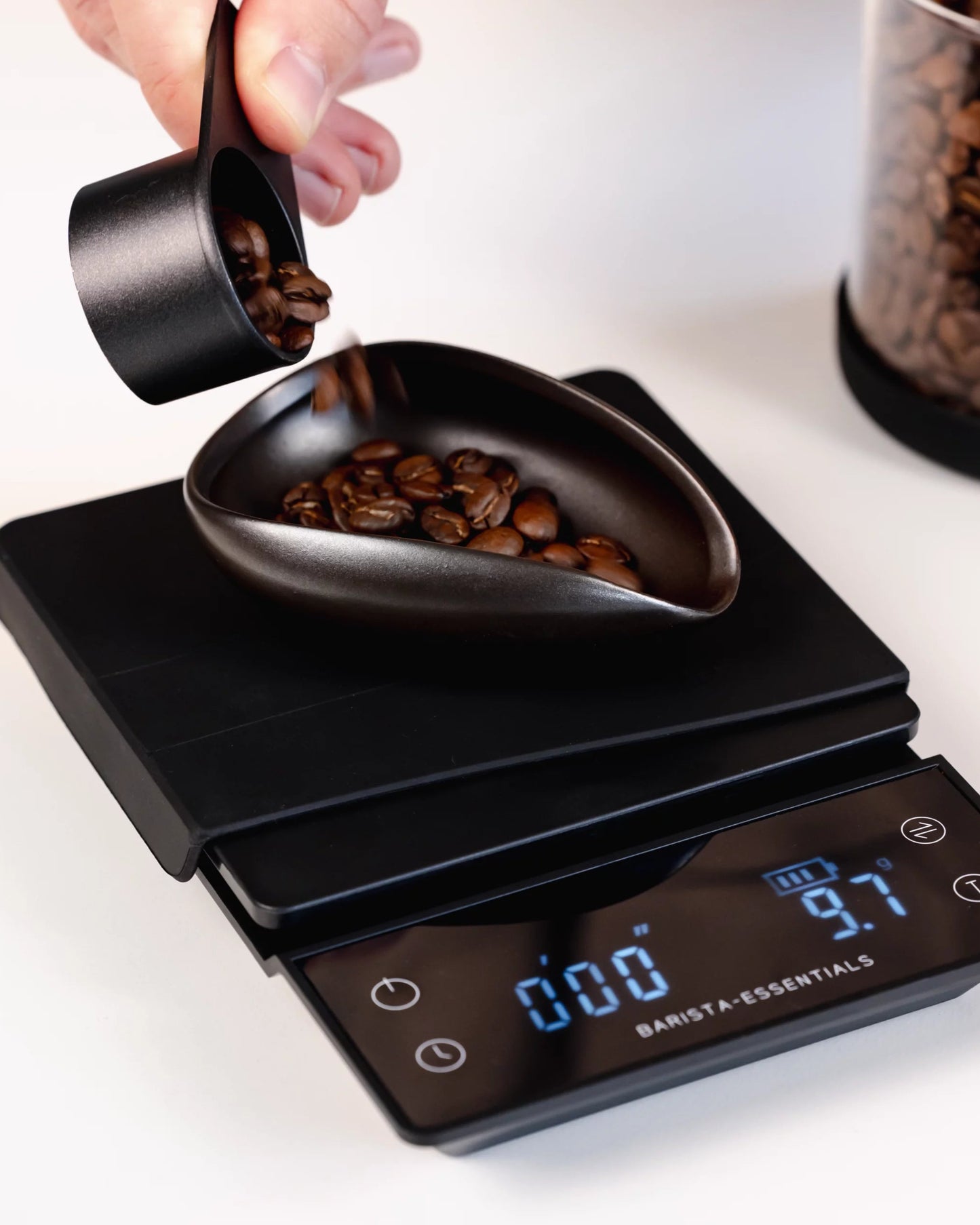 Coffee scale and vacuum storage container