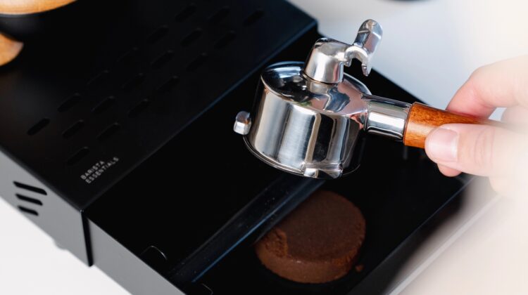 Dit moet je weten over de koffie uitklopbak